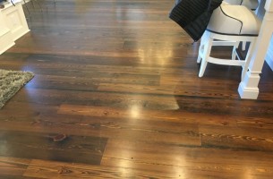 Wide plank Hardwood Floor